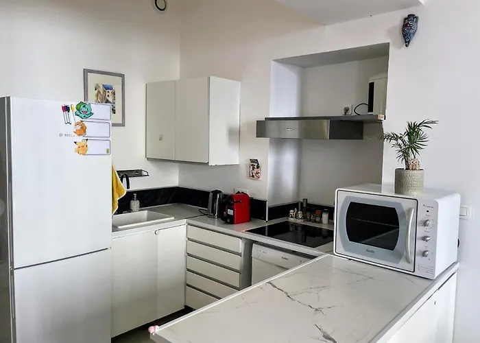 דירה Claudia - -quiet- Near The Sea- Ac- Private Parking ניס