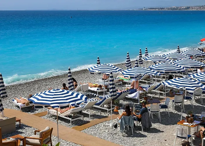 Claudia - -quiet- Near The Sea- Ac- Private Parking شقة *