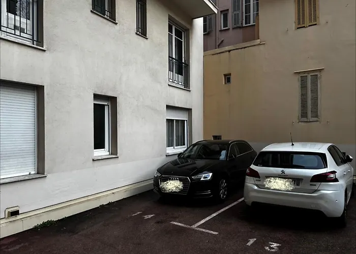 شقة Claudia - -quiet- Near The Sea- Ac- Private Parking نيس