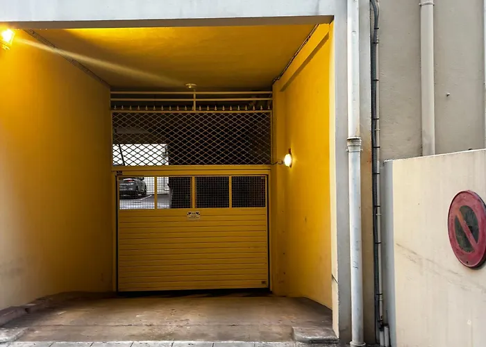 شقة Claudia - -quiet- Near The Sea- Ac- Private Parking